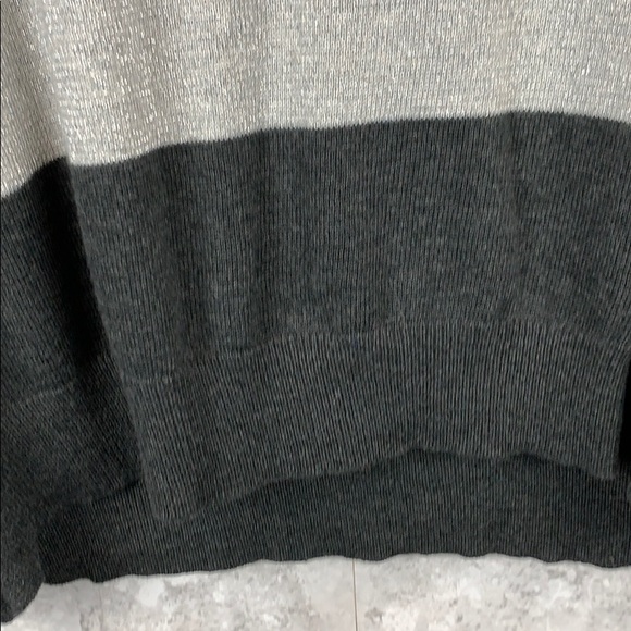 Gray/Silver Metallic Striped Sweater XL - Picture 8 of 8